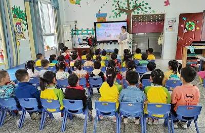 大木厂镇中心幼儿园开展“5.12”防震减灾安全教育活动