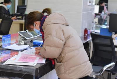 房县2022年政务服务办件量突破95.9万件“一网通办”水平再创新高！