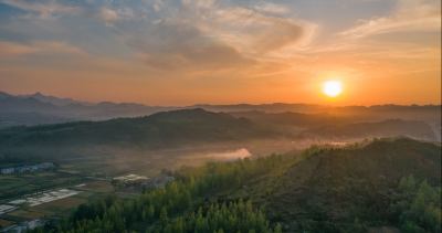 县人大召开专题会议学习贯彻市两会精神 