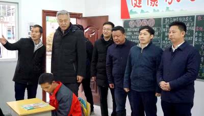 国家保密局副局长王京涛一行来房调研乡村振兴工作