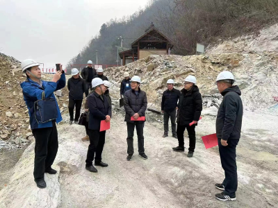 省水利厅督查组来房县检查节后水利行业复工复产安全生产工作 