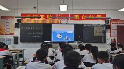 房县城关一中：开展消防演练 创建平安校园