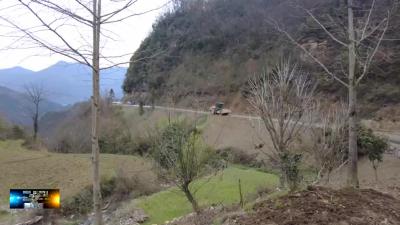 九道乡烟叶基地产业路建设稳步推进