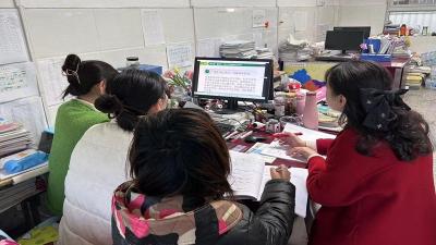 九道中学组织参加市中考质量分析会