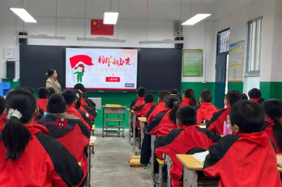 上龛学校开展“学习雷锋精神 汲取榜样力量”系列活动