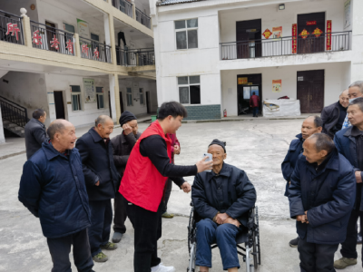 沙河乡：用“爱”构建养老认证，用“心”服务高龄老人