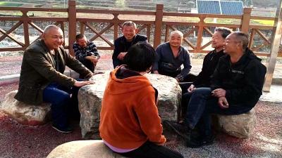 青峰镇：乡贤当好“调解大师” 助力“乡村善治”