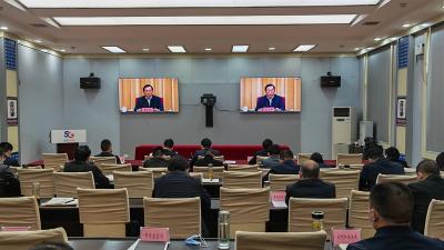 谢晓鸣强调：全力以赴开好局 确保一季度“开门红”