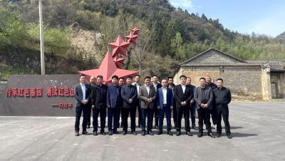 万峪河乡老人坪村：乡贤心系家乡 共建美好家园