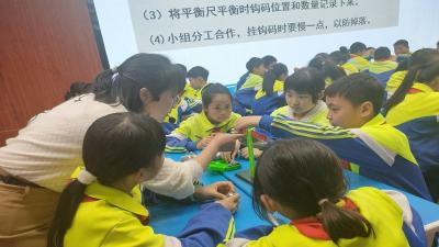 聚焦学科核心素养  助力城乡协作教研——十堰市小学科学送教活动走进房县