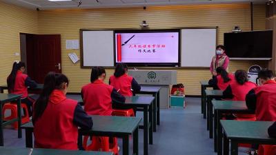 书香伴成长 妙笔传情怀——房县东城小学开展现场作文比赛活动