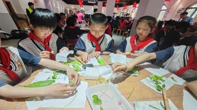 人间四月芳菲日  研学旅行正当时——房县东城小学开展研学旅行实践活动