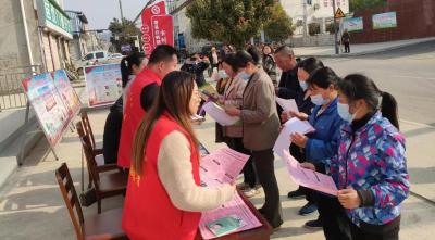 白鹤镇医保服务站：多举措宣传惠民政策 全方位解决群众疑惑问题