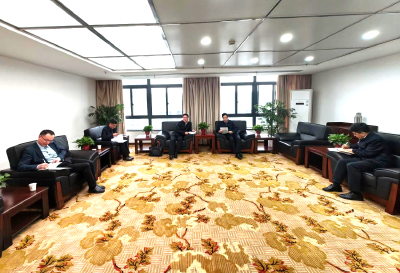 谢晓鸣赴省直相关部门和企业汇报对接工作