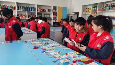 房县东城小学：“扫黄打非”齐宣传 “护苗行动”助成长