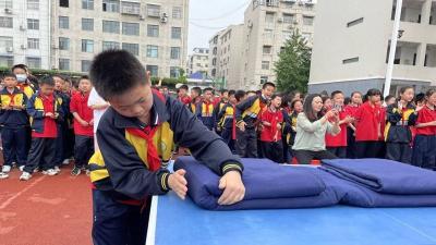 房县东城小学：有“被”而来“叠”出精彩