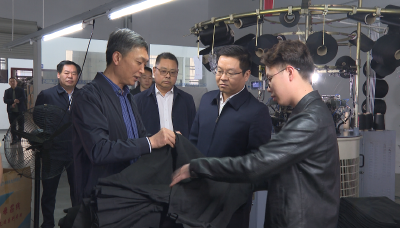 谢晓鸣在纺织产业园调研时强调：做强载体壮大实力建设优质园区 加速打造百亿元纺织服装产业集群