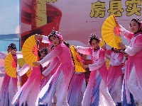 房县实验小学举办“童心向党 唱响新时代”第25届春蕾艺术节暨优秀学生表彰活动