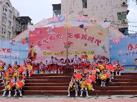 房县实验小学举办“童心向党 唱响新时代”第25届春蕾艺术节暨优秀学生表彰活动