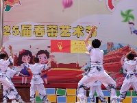 房县实验小学举办“童心向党 唱响新时代”第25届春蕾艺术节暨优秀学生表彰活动
