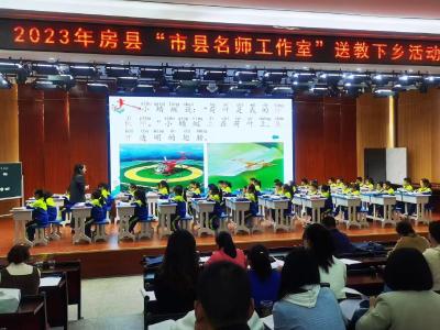 【能力作风建设在行动】加强能力作风建设  锤炼教书育人本领