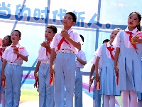 房县实验小学举办“童心向党 唱响新时代”第25届春蕾艺术节暨优秀学生表彰活动