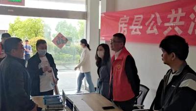 县公证处送法律知识进企业
