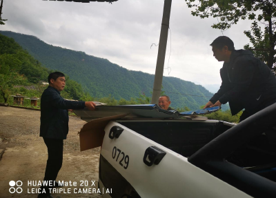 县城管执法局驻范家垭村工作队：爱心接力显真情