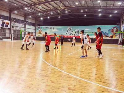 房县民政局积极参加全县庆“五一” 乡村振兴杯职工篮球比赛