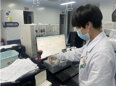 以科技赋能母婴安全：房县保健院开展血栓弹力图检测