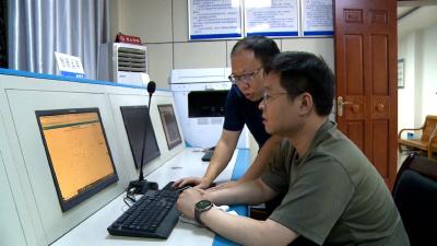 谢晓鸣检查调度应对强降雨工作时要求：密切关注雨情汛情 采取有力举措做好防灾减灾工作