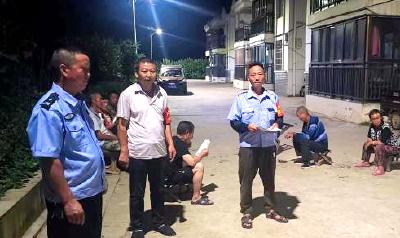土城镇：夜间巡逻不停歇 当好群众“守护神”