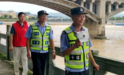 房县东城小学：多措并举筑牢暑假安全防护墙
