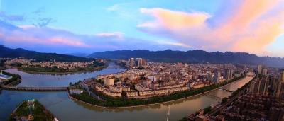 锚定目标 稳扎稳打 房县以实干实绩交出“双过半”优异答卷  