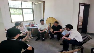 家访情暖学生  家校携手共育英才
