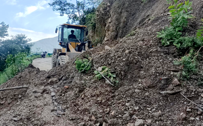 九道乡：党建引领闻“灾”而动 清淤疏路彰显干部担当