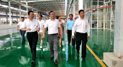 罗耀华来房县调研工业企业运行情况