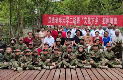 五台乡：文化送下乡 群众乐开怀