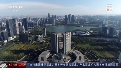 充分发挥生力军和突击队作用（青春之声）