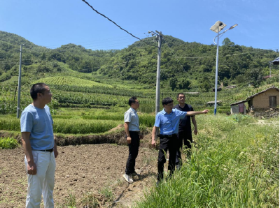 房县政协深入中坝乡开展“十包十看十促”活动