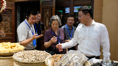 首都院士专家十堰行走进房县