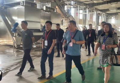 房县参加第七届中国中药材物流大会暨首届道地药材流通质保仓发展论坛