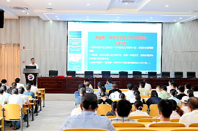 县一中：守安全防线  筑平安校园