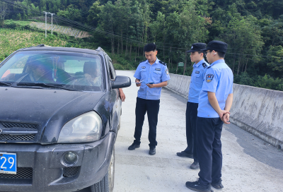 九道乡：警民联动 共护群众安全