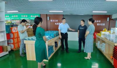 省供销社二级调研员李雷来房调研