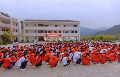 窑淮学校举行纪念“九一八”防空应急疏散演练 