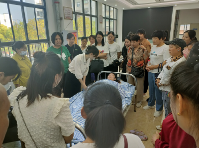 房县人社局： 聚焦就业创业“小”服务 促进营商环境“大”提升