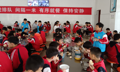 化龙学校：开展“小蓝衣爱校队”志愿者服务活动
