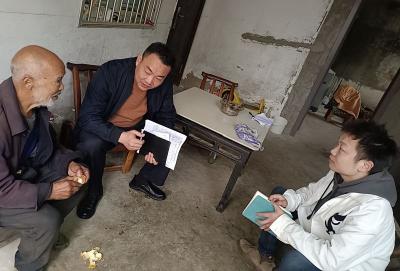 回龙乡：走村入户听民声 意见落实群众盼
