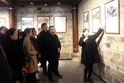 传承红色精神——房县人民医院组织参观雷天明纪念馆